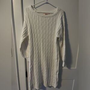Knitted night gown/sweater